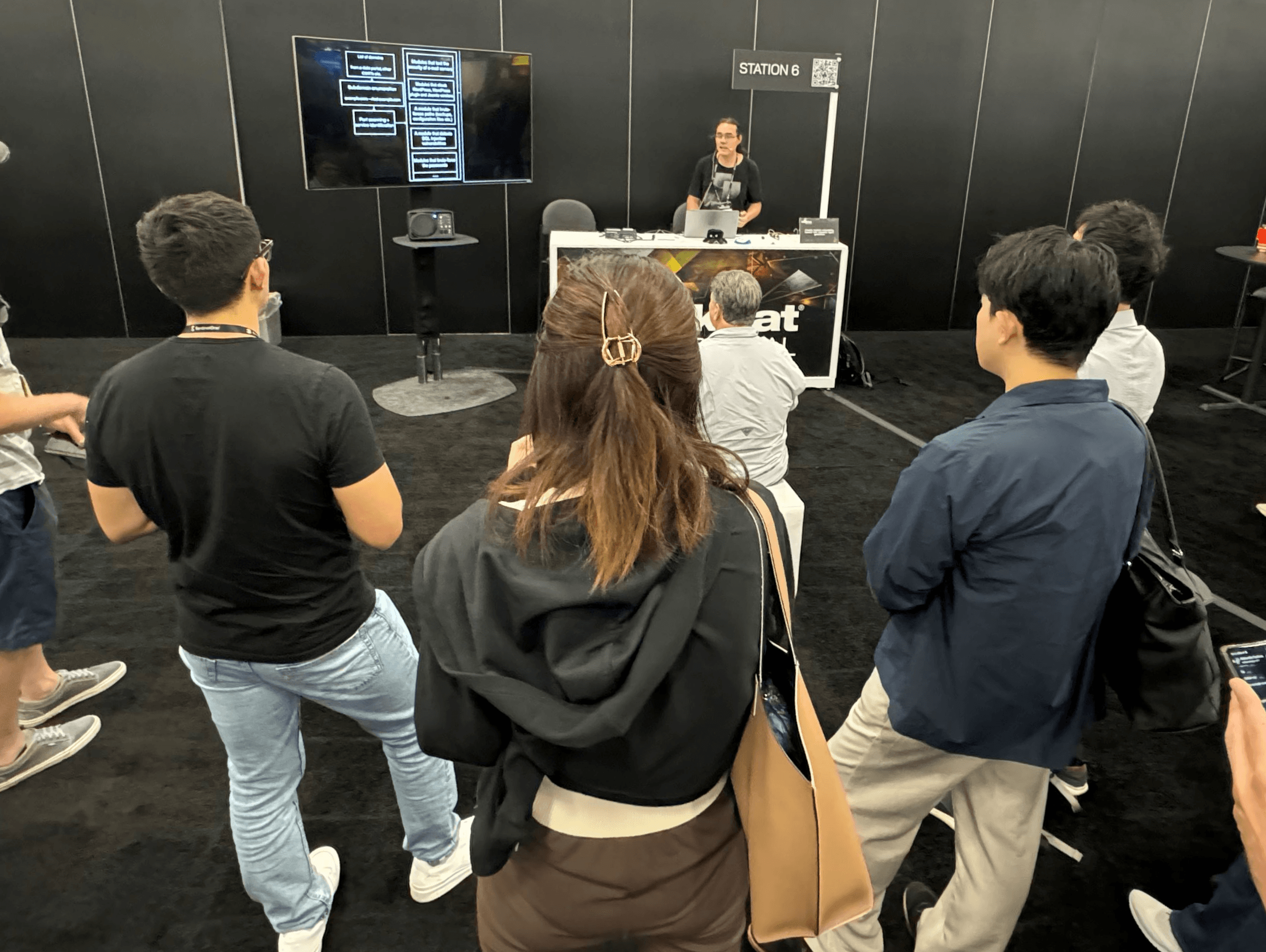 Efekty stosowania narzędzia Artemis zaprezentował na konferencji BlackHat w Las Vegas, jednym z największych światowych wydarzeń branży IT, Krzysztof Zając z instytutu badawczego NASK.